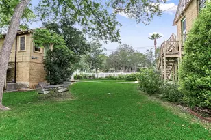 501 Carolyn Ave, Austin, TX 78705 - Photo 30