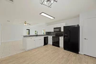 9000 Southwick Drive, Austin, TX 78724 - Photo 12