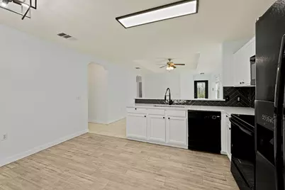 9000 Southwick Drive, Austin, TX 78724 - Photo 14