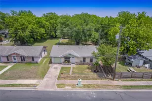 1021 Gardner Rd, Austin, TX 78721 - Photo 2
