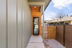 1610 Harvey St, Austin, TX 78702 - Photo 4