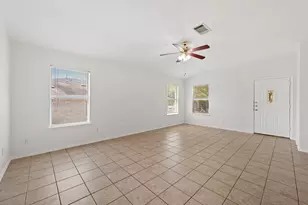 235 San Felipe Dr, Kyle, TX 78640 - Photo 4
