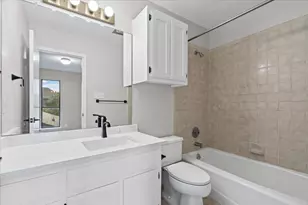 8800 Mariscal Canyon Dr, Austin, TX 78759 - Photo 24