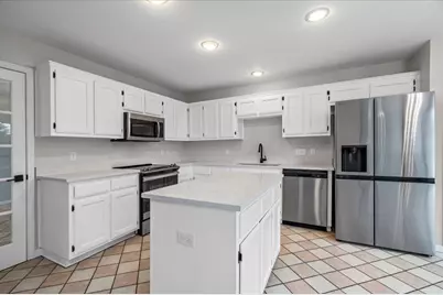 8800 Mariscal Canyon Drive, Austin, TX 78759 - Photo 10