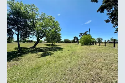 924 Hwy 95 S, Smithville, TX 78957 - Photo 22