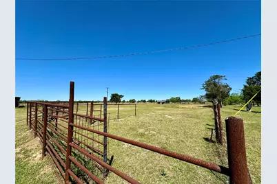 924 Hwy 95 S, Smithville, TX 78957 - Photo 12