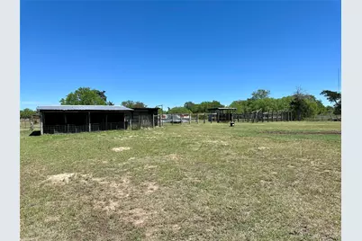 924 Hwy 95 S, Smithville, TX 78957 - Photo 16