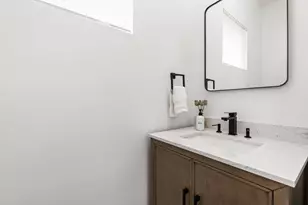 6205 Caddie St, Austin, TX 78741 - Photo 14