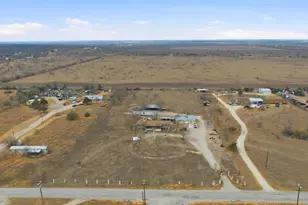 271 Crossroads Dr, Dale, TX 78616 - Photo 32