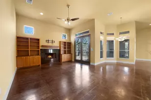 2450 Great Oaks Dr, San Marcos, TX 78666 - Photo 14