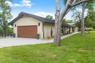 1414 Redbud Trail, West Lake Hills, TX 78746 - Photo 30