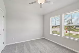 129 Skyview Farm Ln, Liberty Hill, TX 78642 - Photo 10