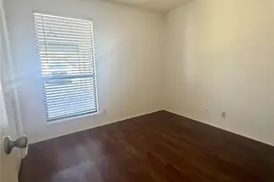 8105 S 1st St, Austin, TX 78748 - Photo 8
