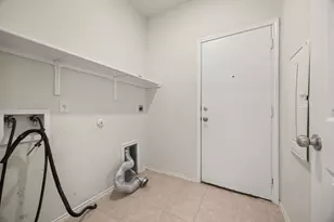 308 Bedford Falls Ln, Jarrell, TX 76537 - Photo 32