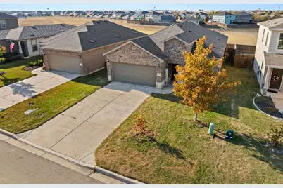 308 Bedford Falls Lane, Jarrell, TX 76537 - Photo 38