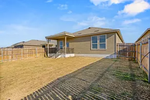 308 Bedford Falls Ln, Jarrell, TX 76537 - Photo 36