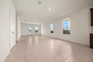 308 Bedford Falls Ln, Jarrell, TX 76537 - Photo 12