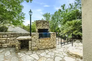 6910 Hart Ln, Austin, TX 78731 - Photo 26