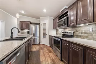 1024 Sand Hills Rd, Red Rock, TX 78662 - Photo 10