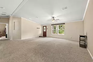 1024 Sand Hills Rd, Red Rock, TX 78662 - Photo 6