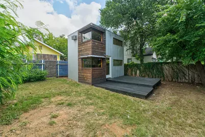 2403 E 11th Street, Austin, TX 78702 - Photo 2