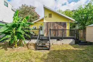 2403 E 11th St, Austin, TX 78702 - Photo 18