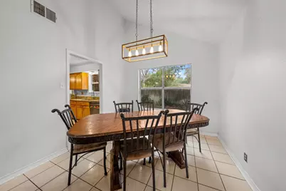 105 Golden Way Way, Universal City, TX 78028 - Photo 10