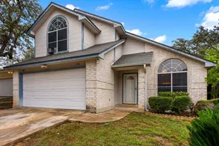 105 Golden Way Way, Universal City, TX 78028 - Photo 2