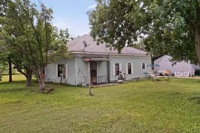 711 E Clark Street, Bartlett, TX 76511 - Photo 14
