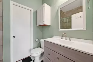 1910 Robbins Pl, Austin, TX 78705 - Photo 14