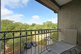 1910 Robbins Pl, Austin, TX 78705 - Photo 20