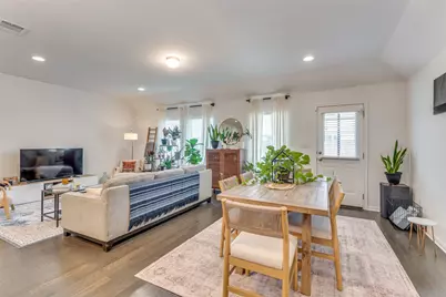 809 S San Marcos Street, Manor, TX 78653 - Photo 4