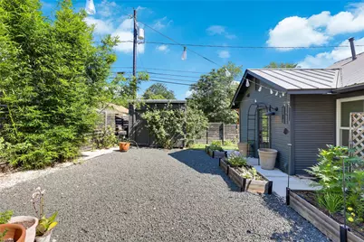 2012 Poquito Street, Austin, TX 78722 - Photo 18