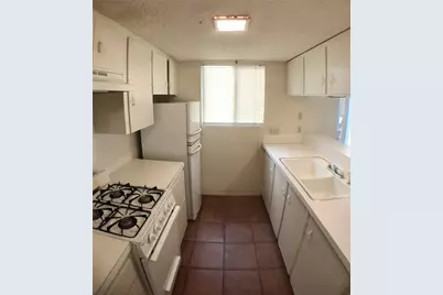 2610 Salado Street #112, Austin, TX 78705 - Photo 4