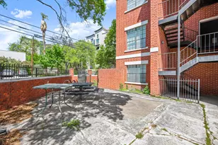 712 W 21st St, Austin, TX 78705 - Photo 16