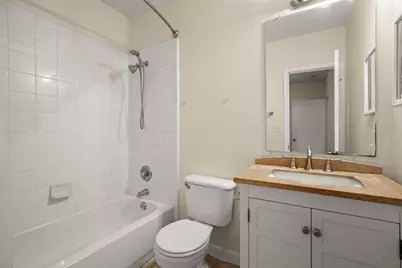 712 W 21st Street #101, Austin, TX 78705 - Photo 14