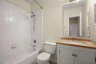 712 W 21st St, Austin, TX 78705 - Photo 14