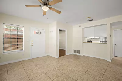 712 W 21st Street #101, Austin, TX 78705 - Photo 2