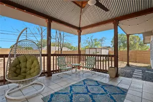 7405 Eastcrest Dr, Austin, TX 78752 - Photo 36