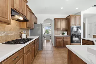 10329 Big Thicket Dr, Austin, TX 78747 - Photo 8