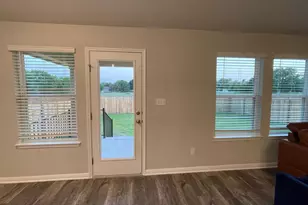 323 Durango Downs Dr, Hutto, TX 78634 - Photo 12