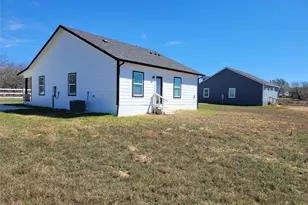 577 (Lot 10) County Road 422 B Rd, Stockdale, TX 78160 - Photo 34