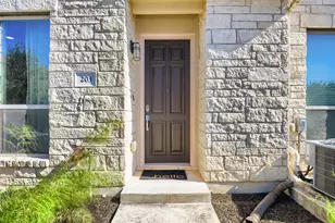 13800 Lyndhurst St, Austin, TX 78717 - Photo 2