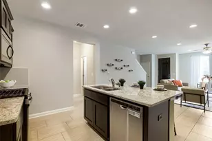 13800 Lyndhurst St, Austin, TX 78717 - Photo 6
