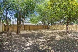 6602 Boleynwood Dr, Austin, TX 78745 - Photo 24