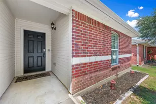 109 Calcite Ln, Jarrell, TX 76537 - Photo 2