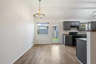 109 Calcite Ln, Jarrell, TX 76537 - Photo 12