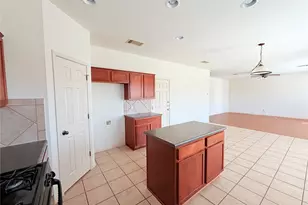 1913 Short Summer Dr, Austin, TX 78754 - Photo 12