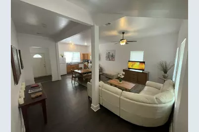 907 E 3rd Street, Austin, TX 78702 - Photo 2