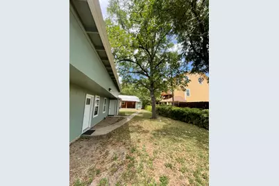907 E 3rd Street, Austin, TX 78702 - Photo 10